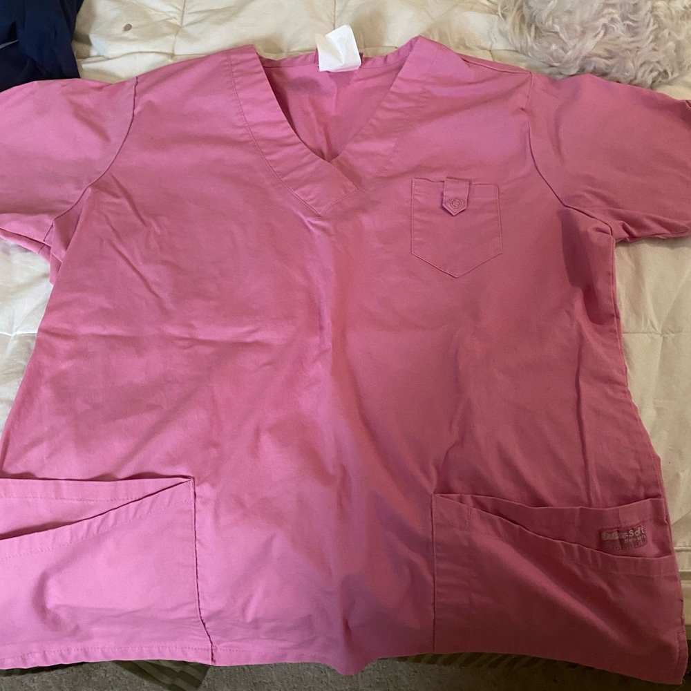 Scrub top